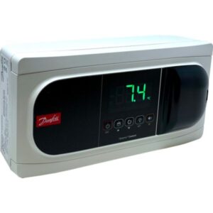 Danfoss AK-RC205C Koldrumsstyreenhed, 5 temperatur relæer, 230 V, 50 Hz